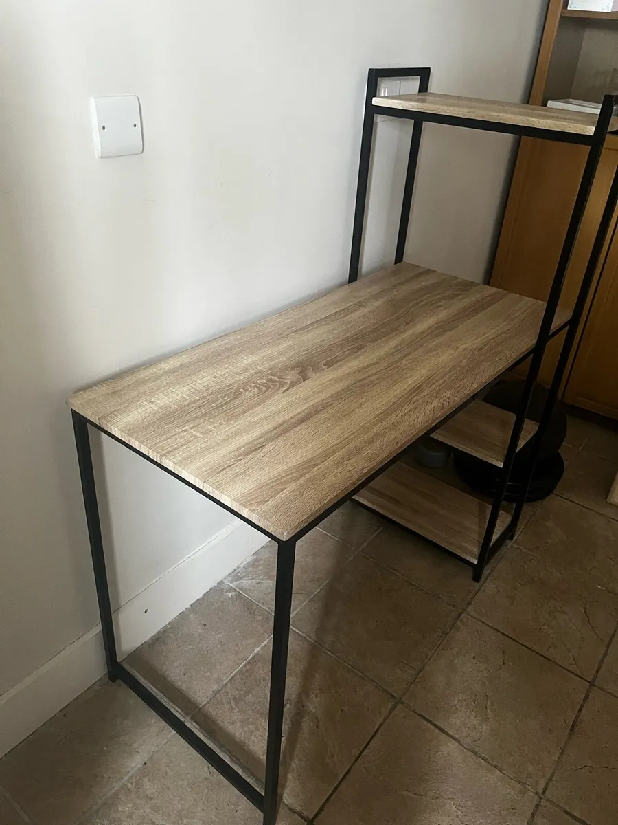Desk - Image 4