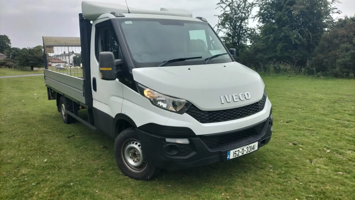 15 Iveco Daily Flatbed with Lift NEW DOE AND TAX - Image 1