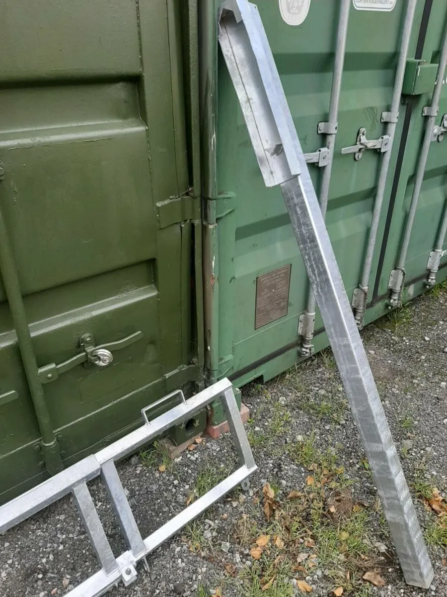 Sliding telescopic barrier gate - Image 3