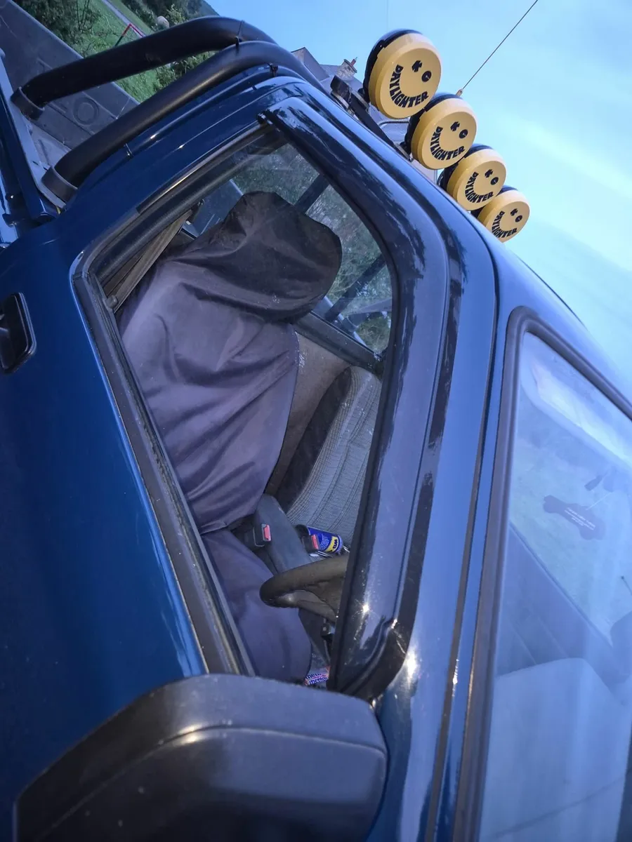 Toyota Other 1991 - Image 2