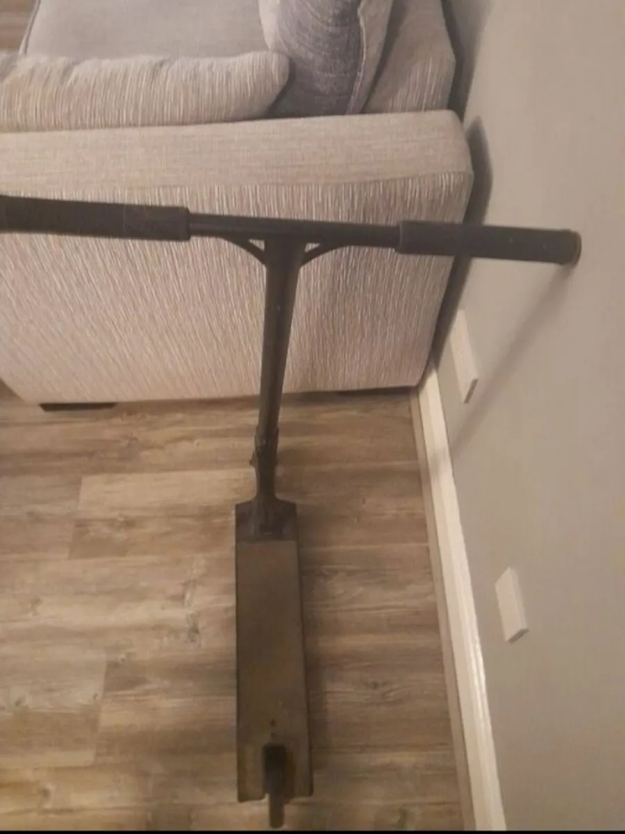 Scooter - Image 4