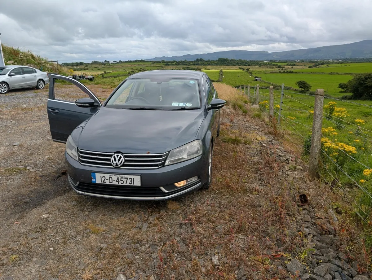 Volkswagen Passat 2012 - Image 4