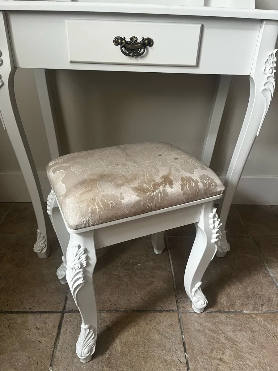 Dressing Table - Image 4