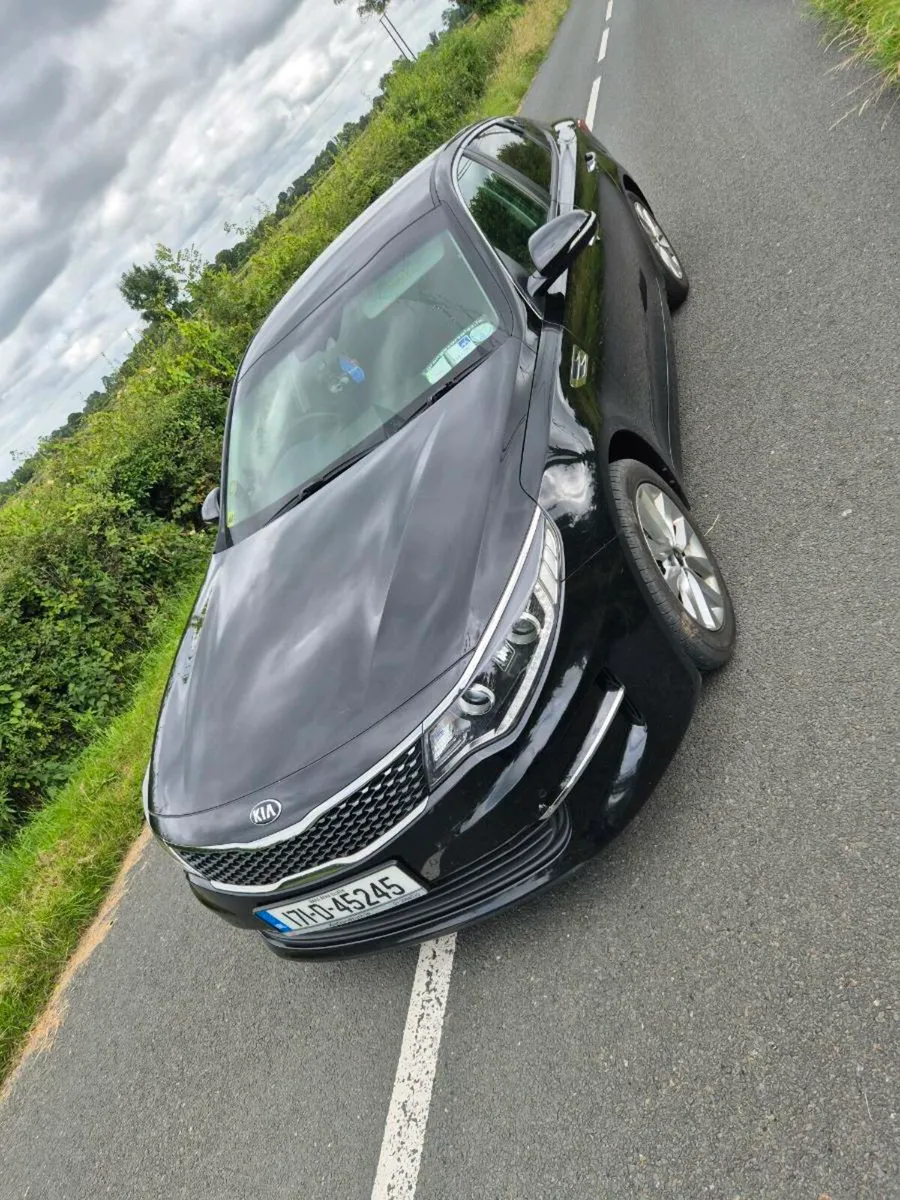 Kia Optima - Image 1
