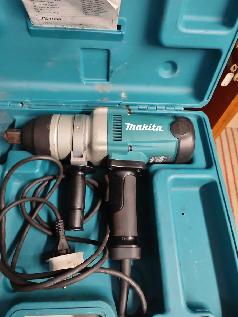 Makita TW1000 Impact gun 1" - Image 2