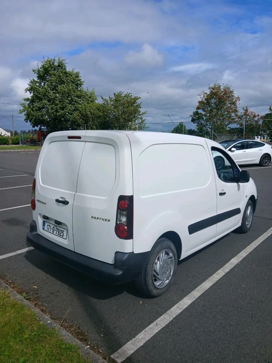 2017 Peugeot Partner 1.6 Hdi (New Doe & Taxed) - Image 4