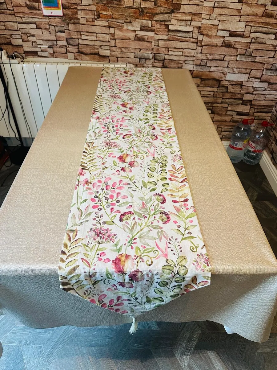Handmade table runner - Image 3