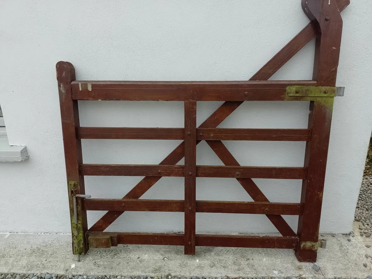 Wooden goose gates - Image 3