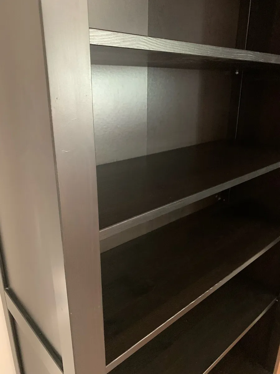 Book shelf - Image 2
