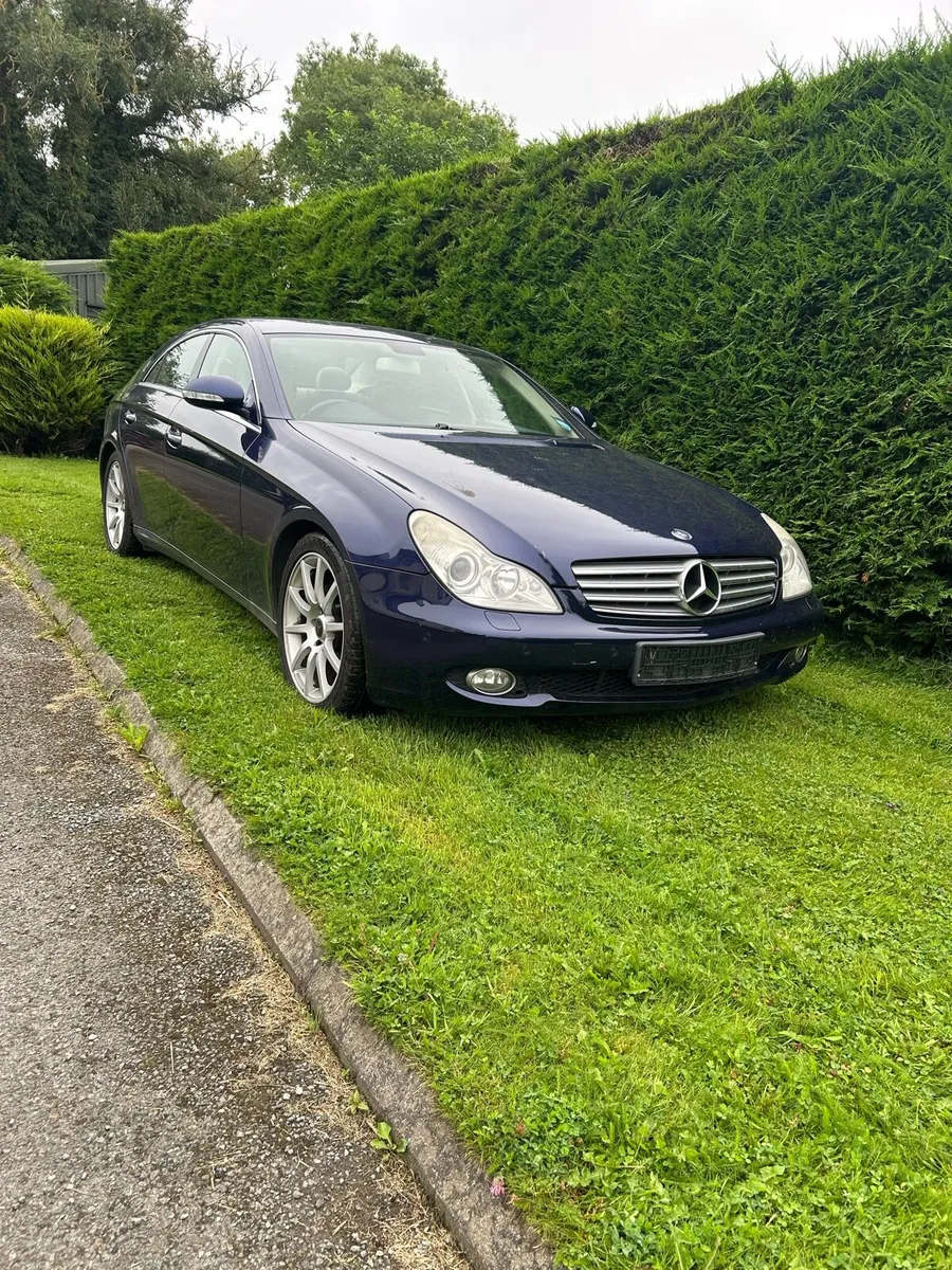 Mercedes - Image 2