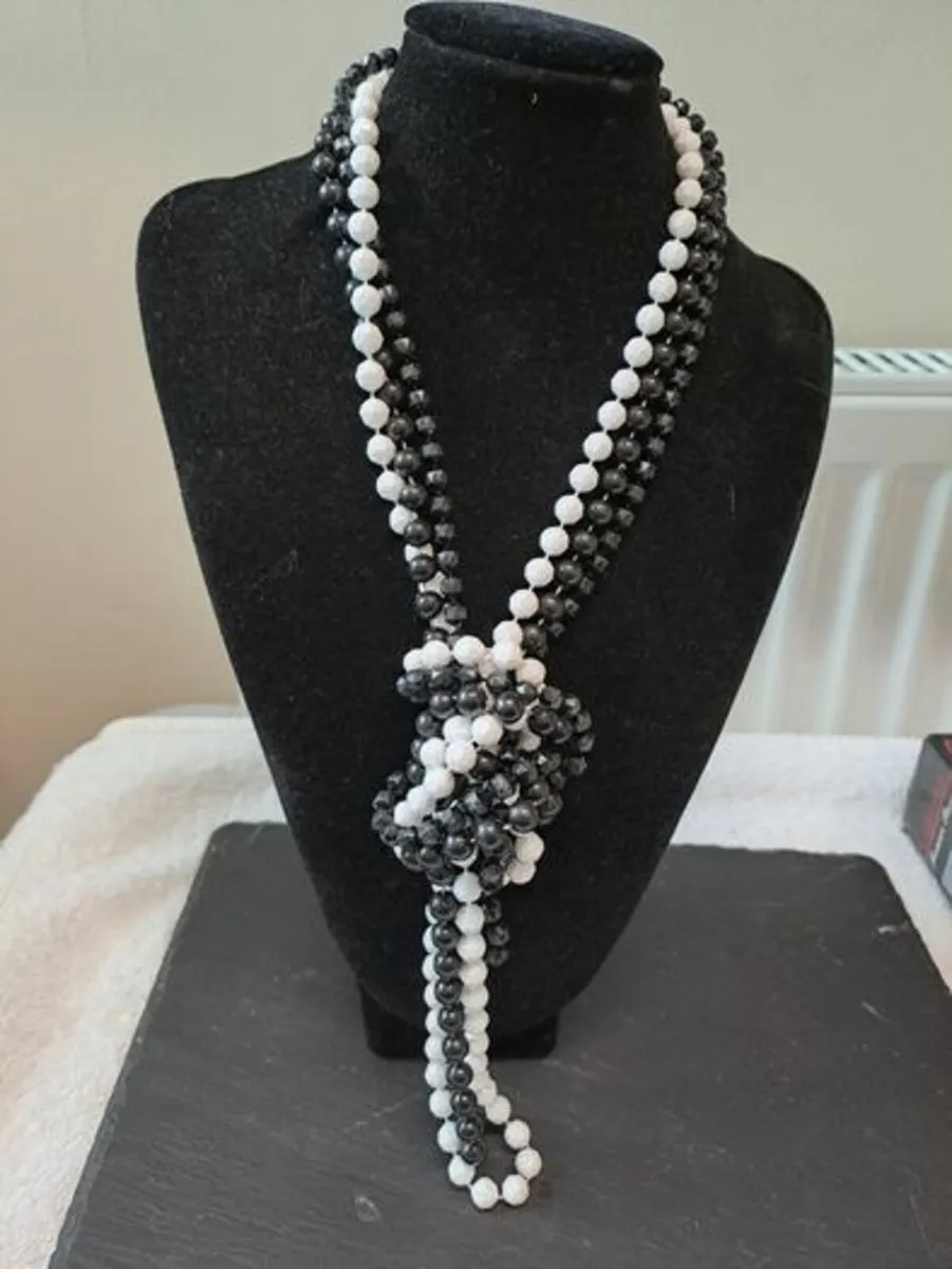 3 strings of Beads 1920s - Image 1