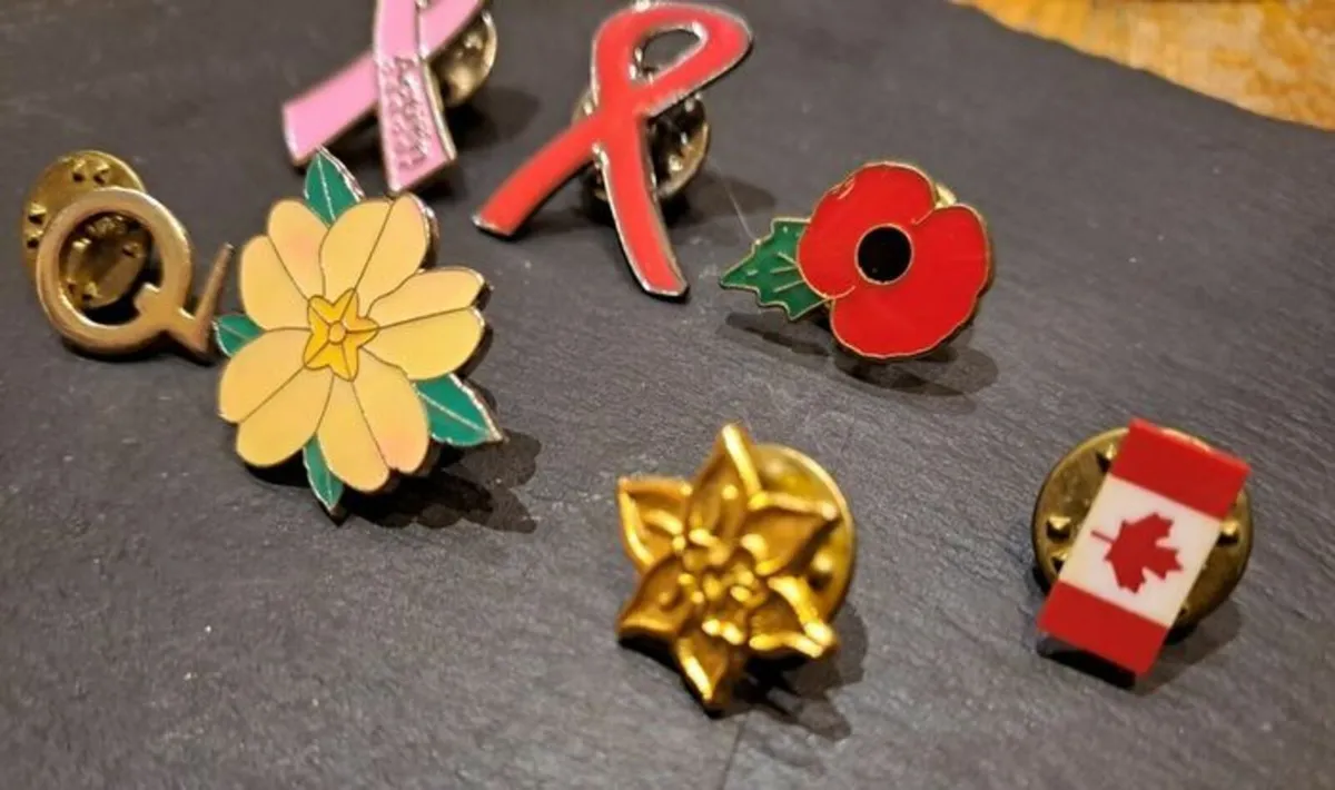 8 Pins - Image 2