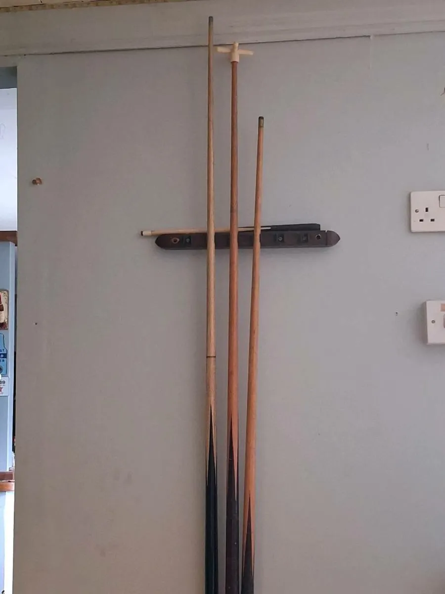 Contents of home bar - Image 3