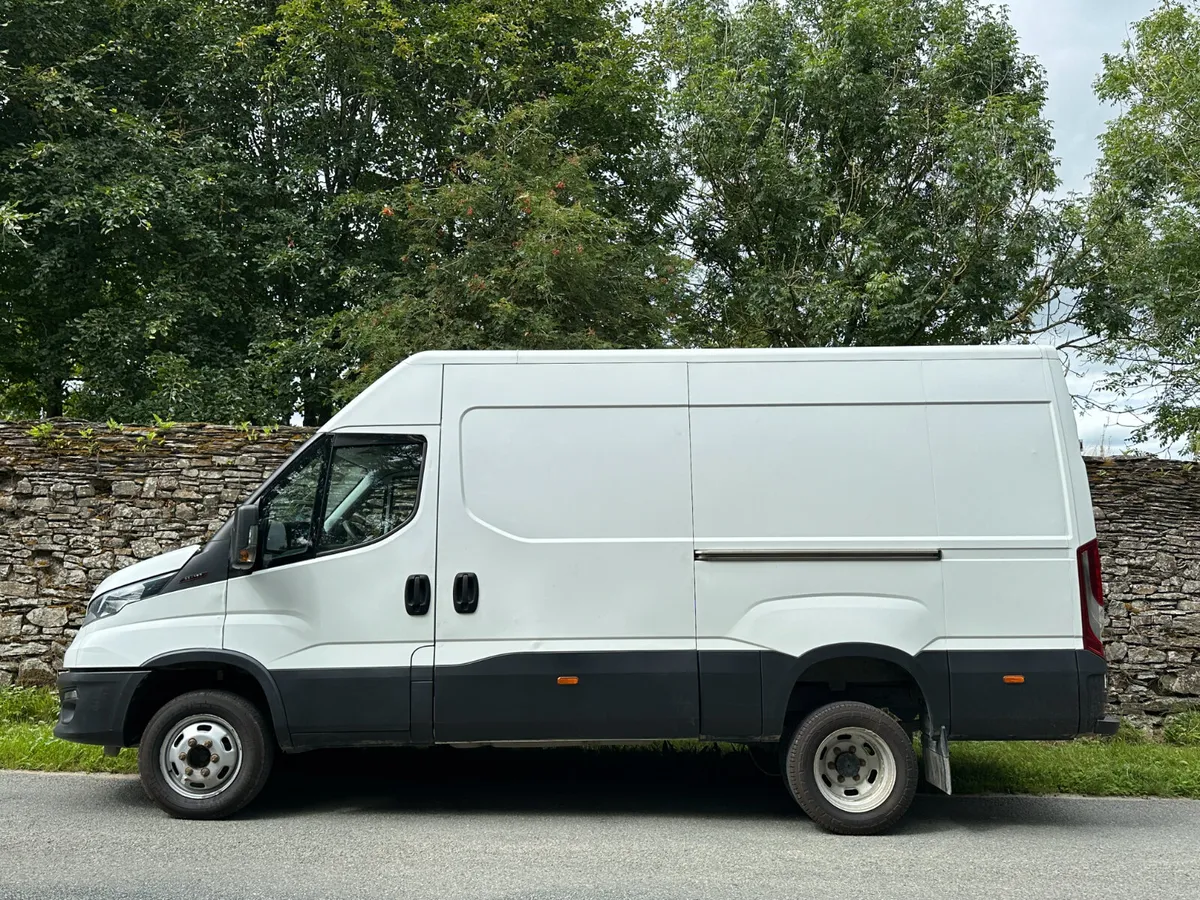 Iveco Daily Twin Wheel RWD 35C180 211 - Image 4