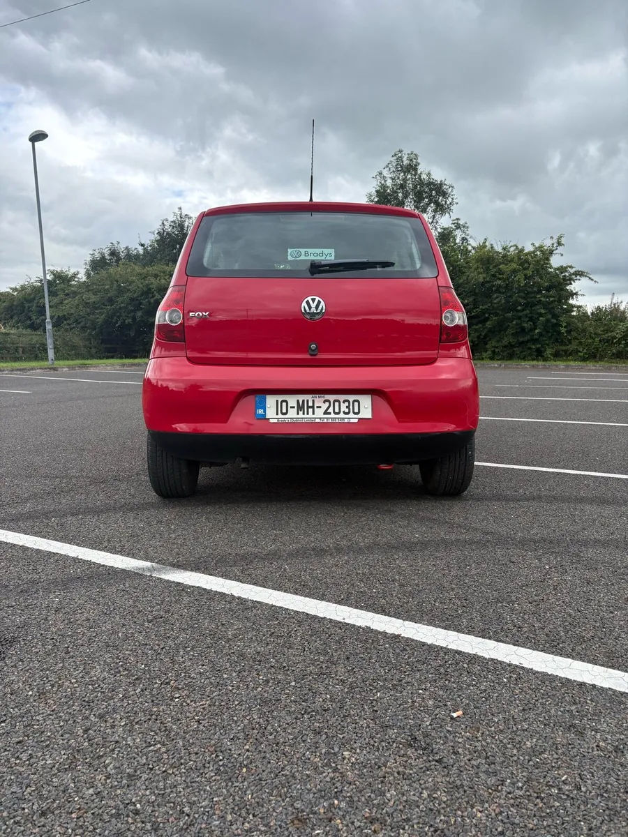 2010 VW Fox - Image 4
