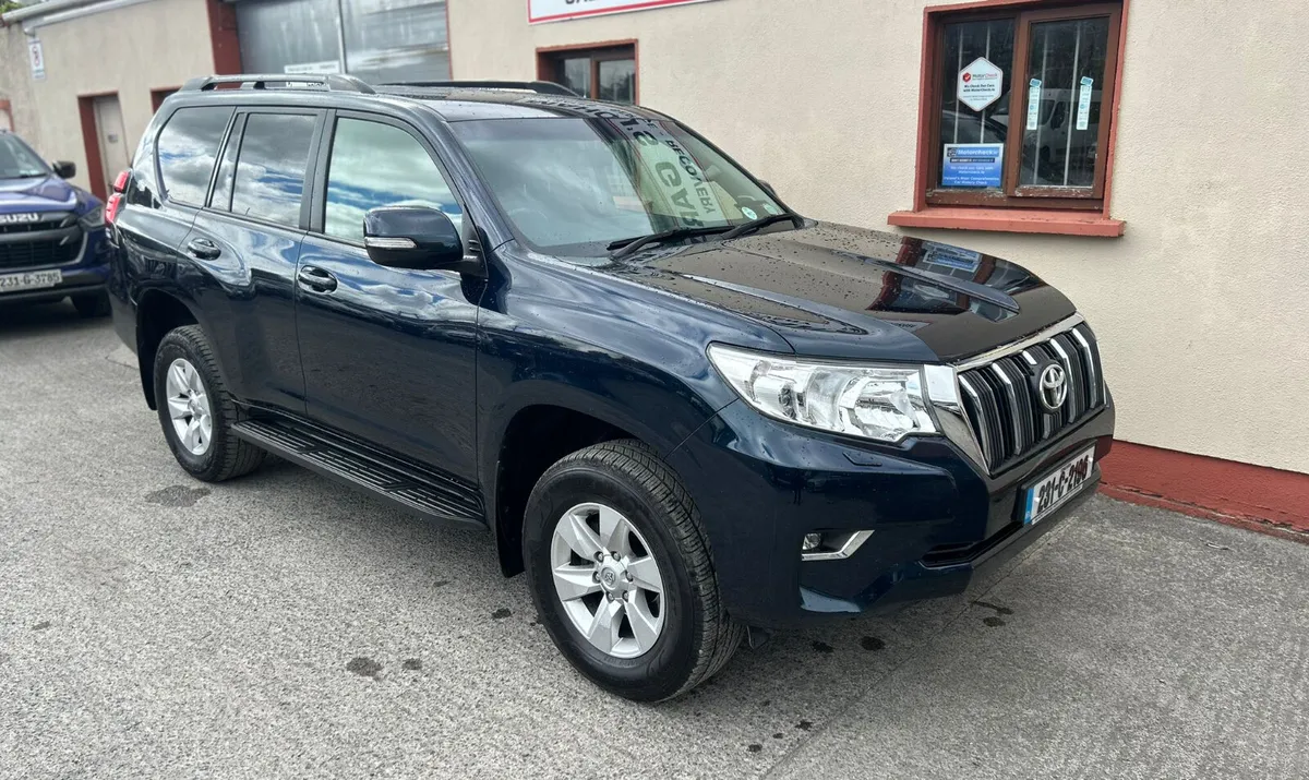 Toyota Land Cruiser 2023 - Image 3