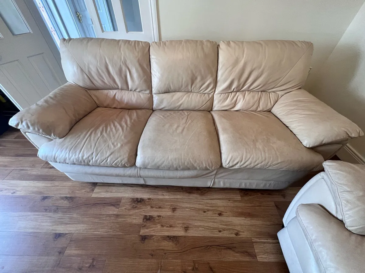 2 & 3 seater Couch - Image 1