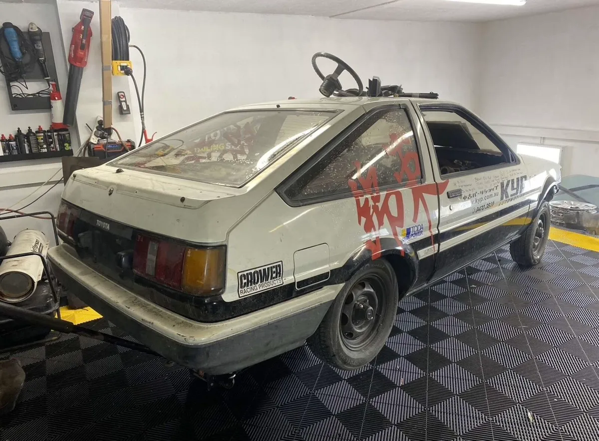Oz imported ae86 twincam - Image 2