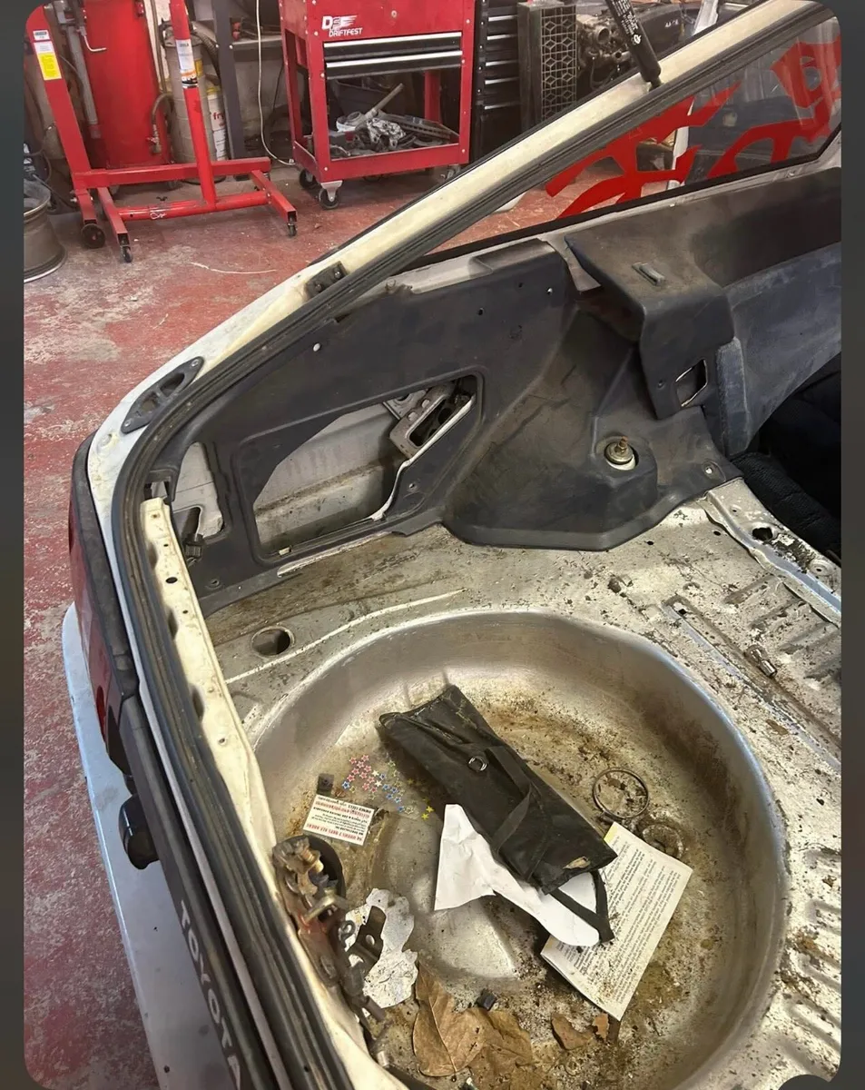 Oz imported ae86 twincam - Image 4