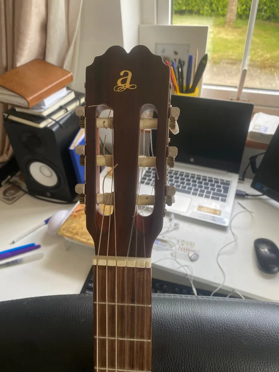 Admira Classical Guitar - Image 2