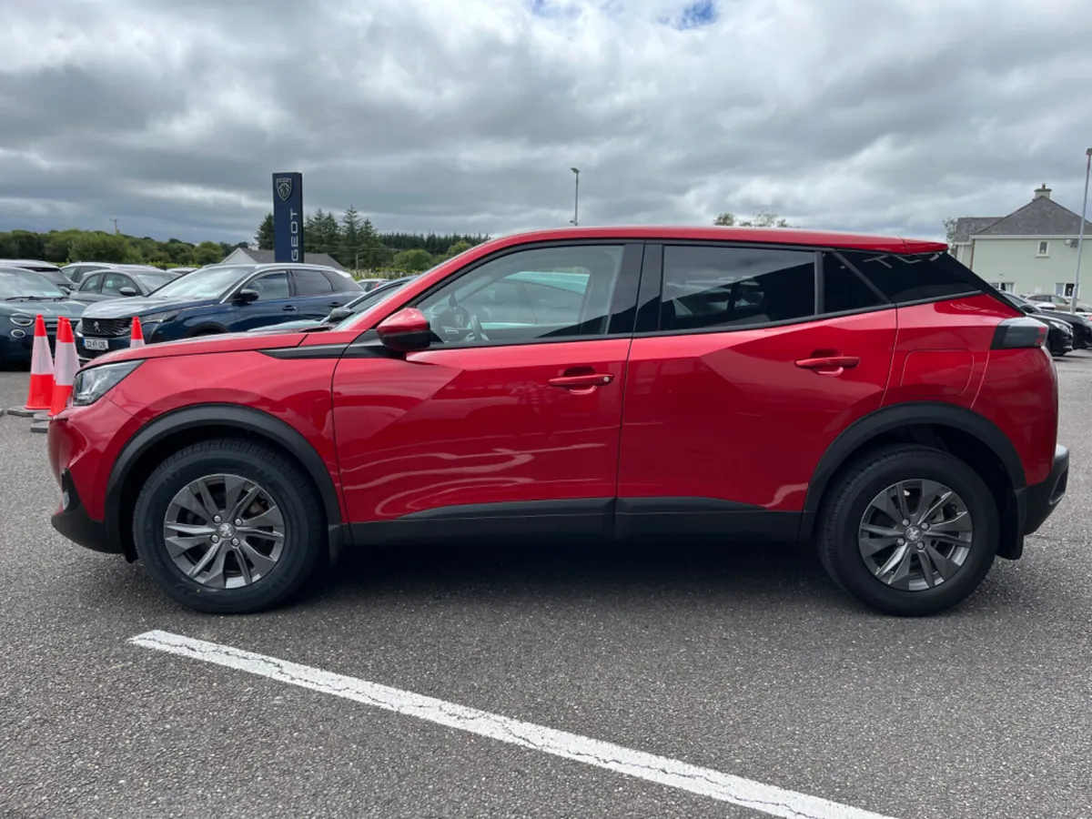 Peugeot 2008 2022 - Image 2