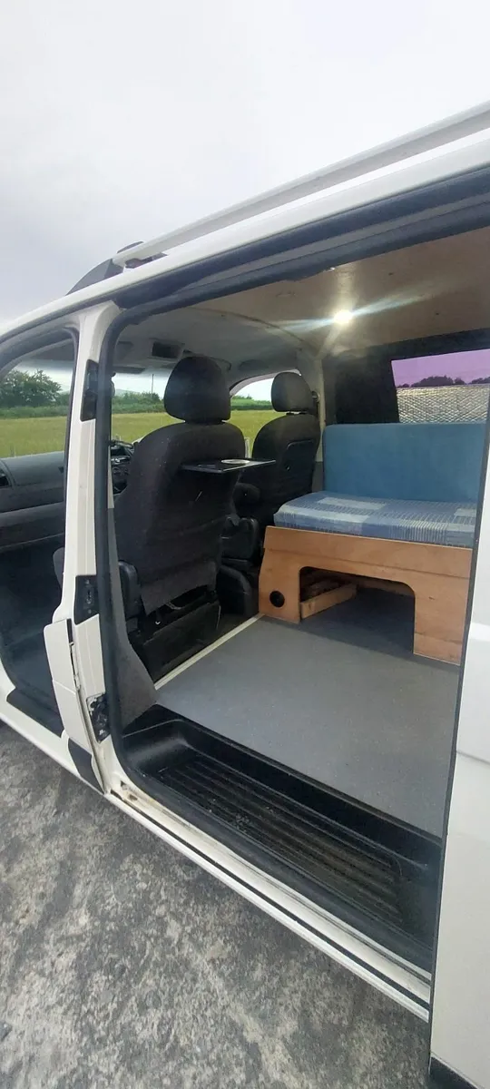 Vw T5 camper - Image 4