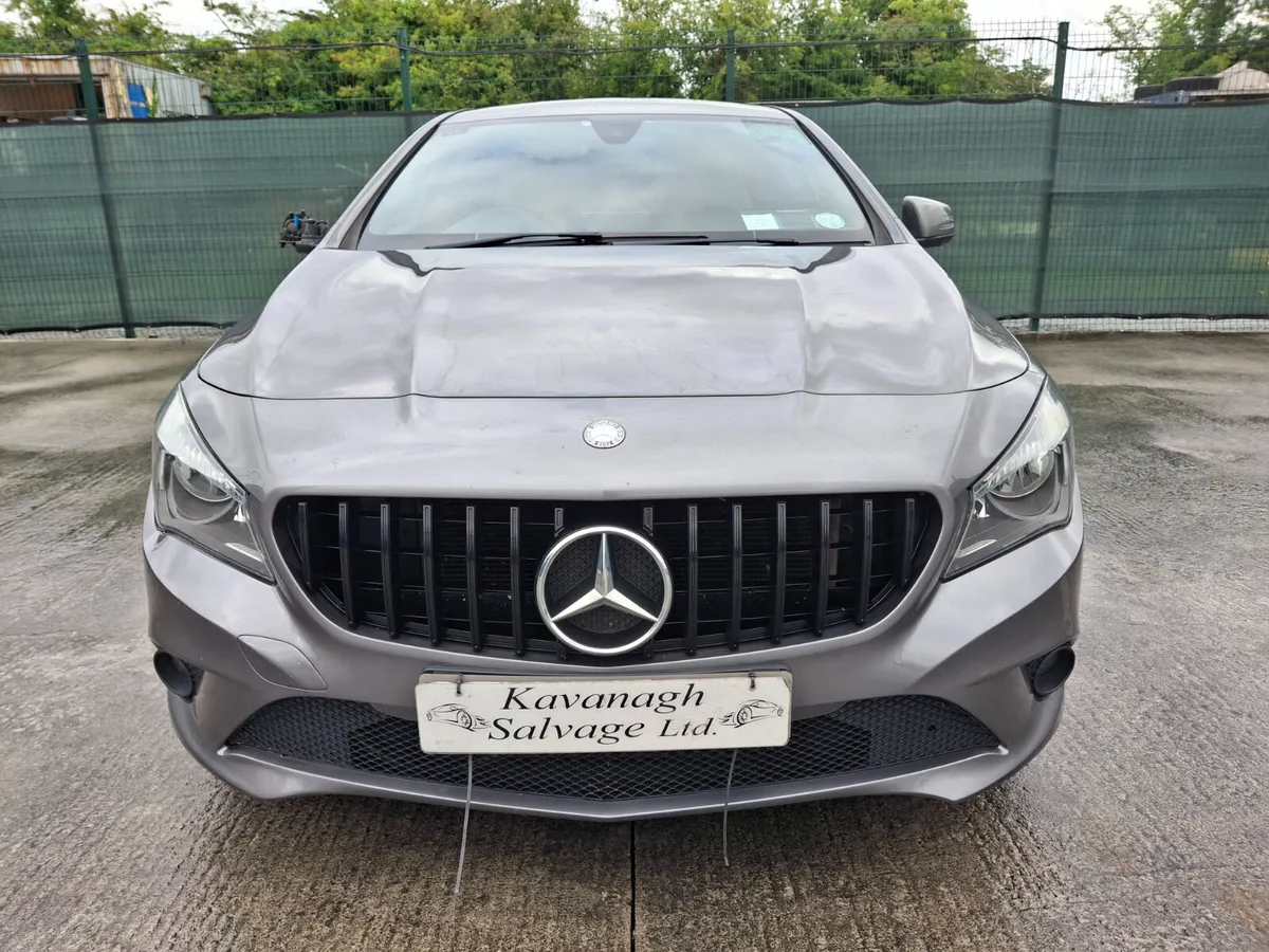 2016 Mercedes CLA-CLASS  Urban 2.2 Diesel - Image 3