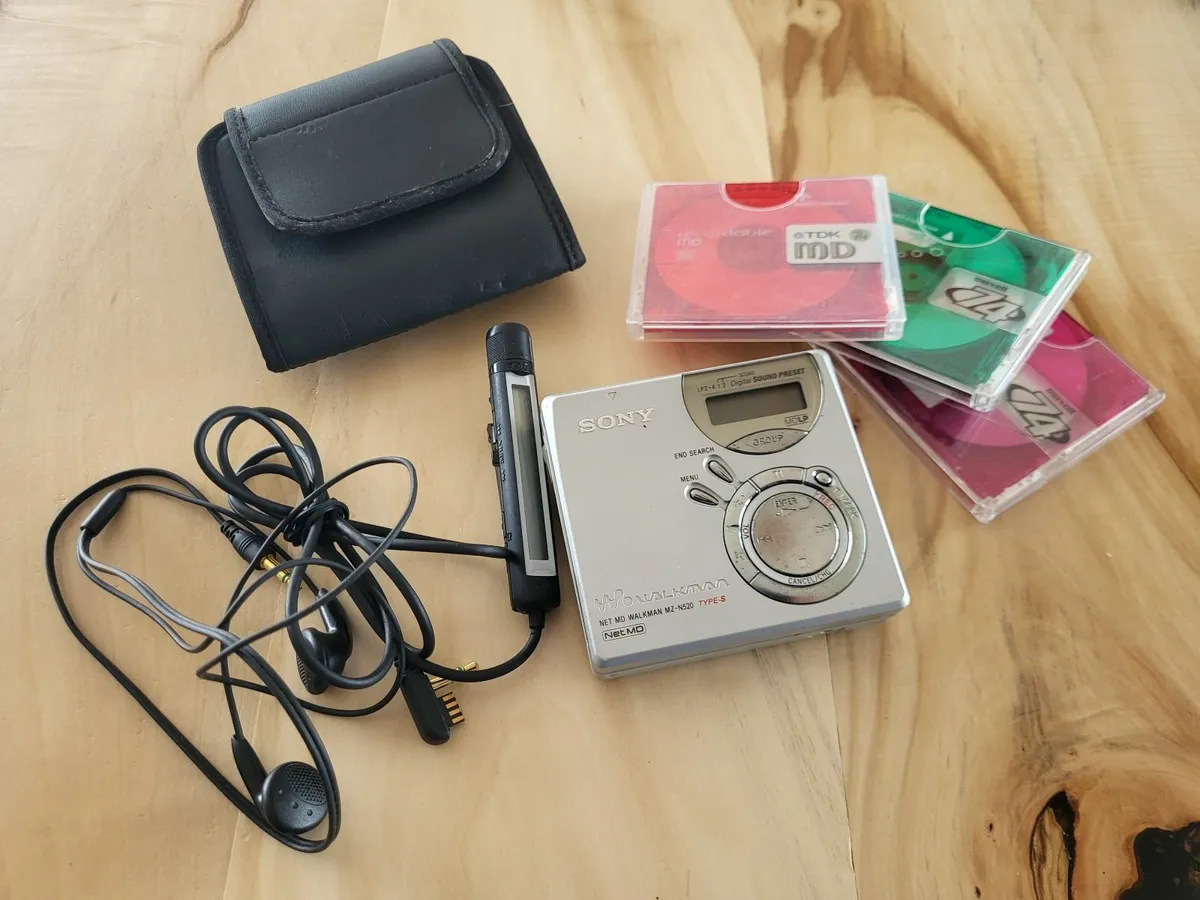 Sony Minidisc Player Bundle - Image 1