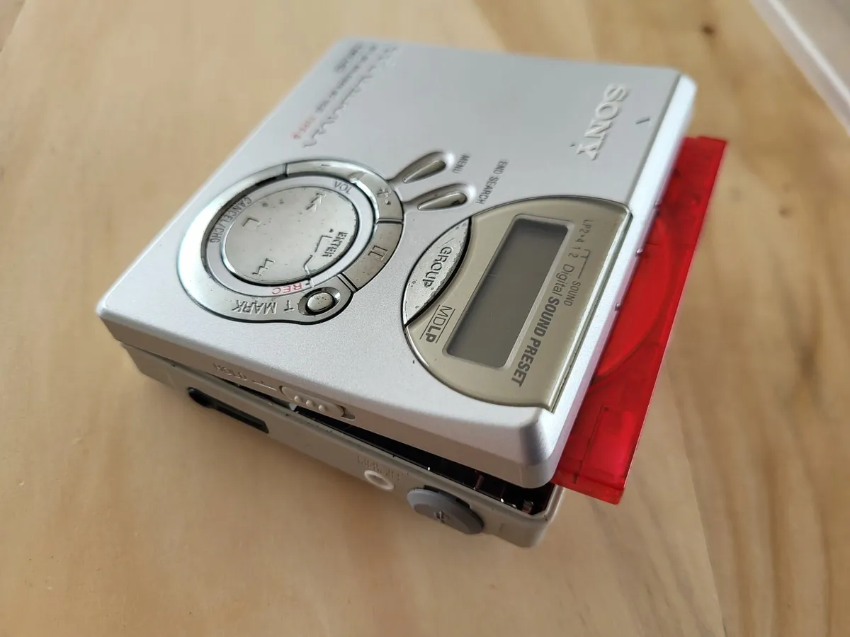 Sony Minidisc Player Bundle - Image 3