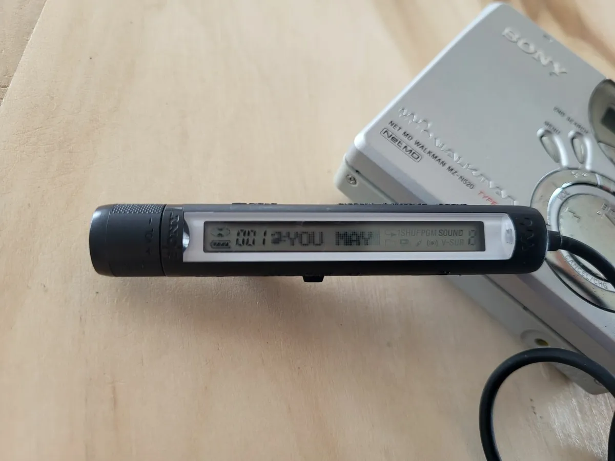 Sony Minidisc Player Bundle - Image 4