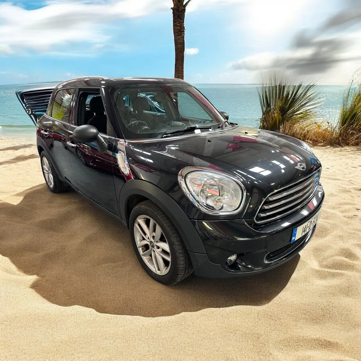 Mini Countryman 1.6 L 5-door diesel very low miles - Image 1