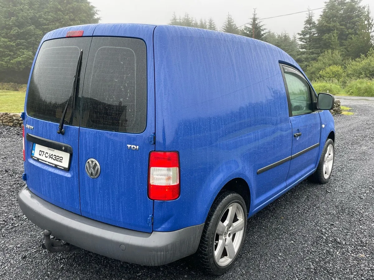 2007 Volkswagen Caddy - Image 3