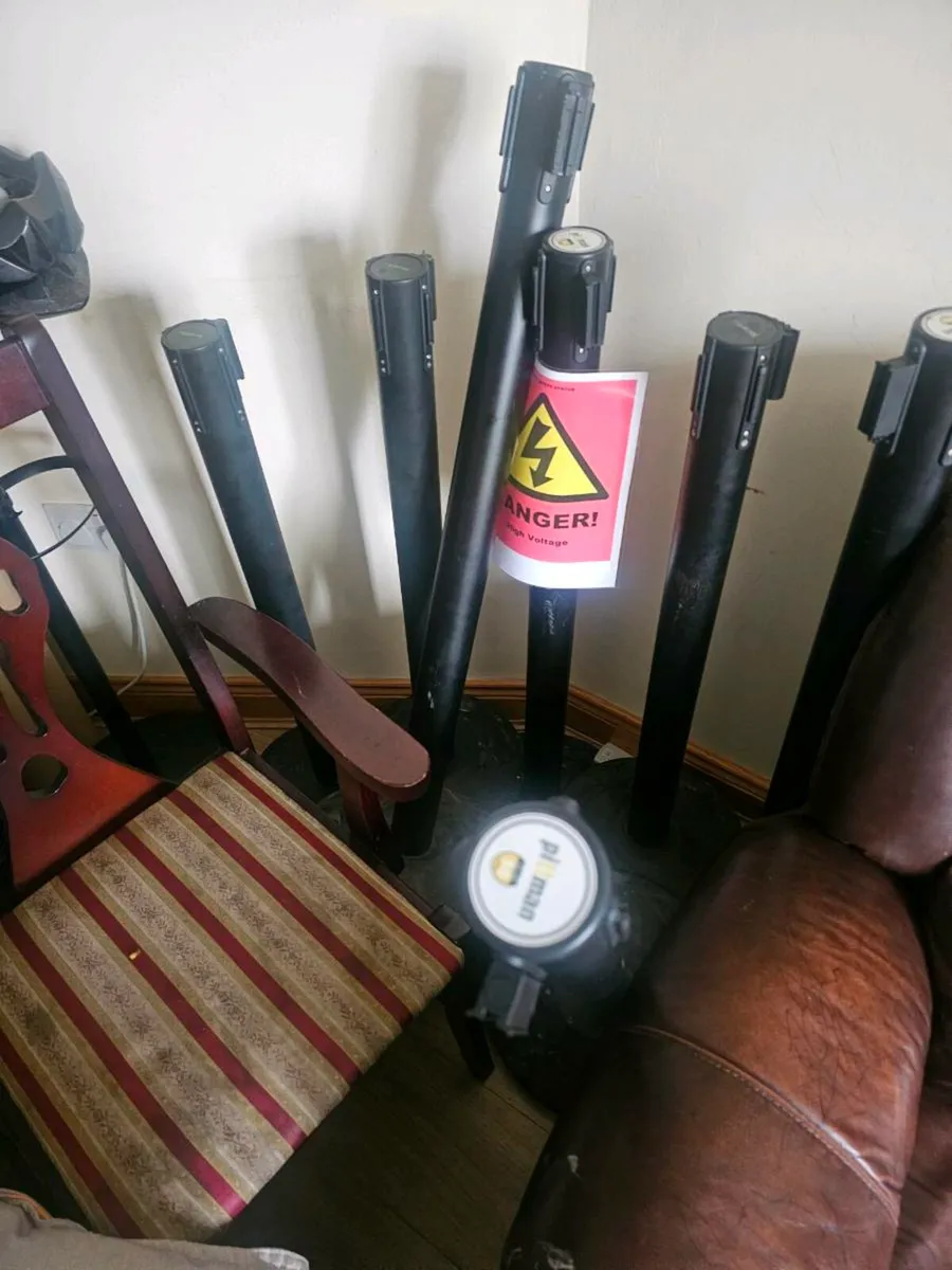 Everything for sale - Image 2
