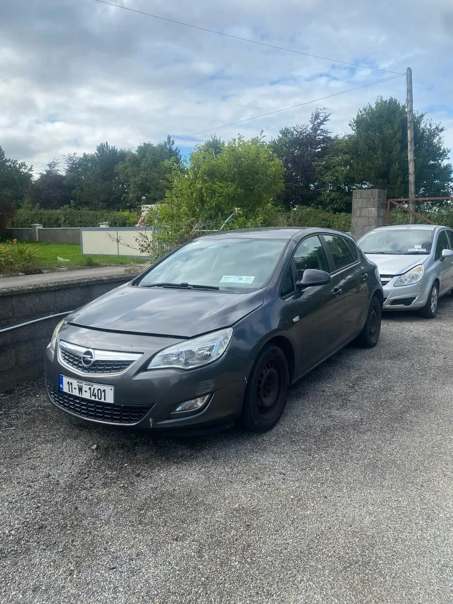 2011 Opel Astra * TIMING CHAIN TENSIONING* - Image 1