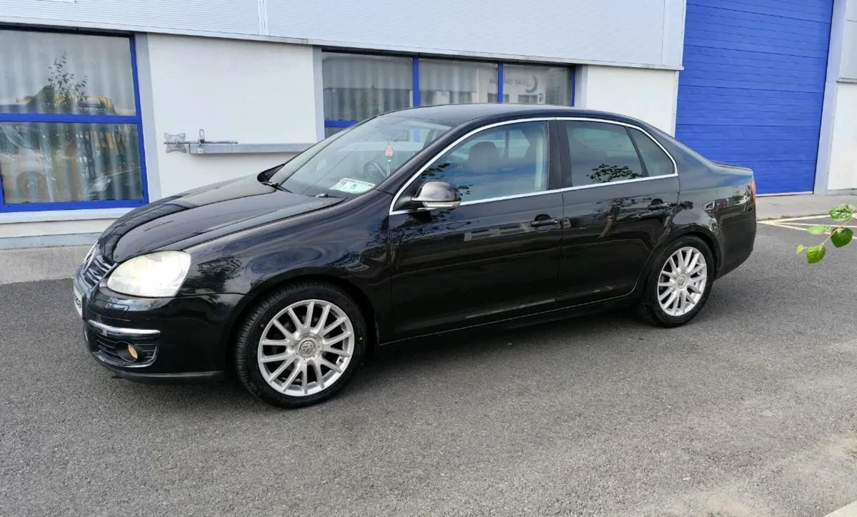 08 Volkswagen Jetta 2L tdi - Image 3