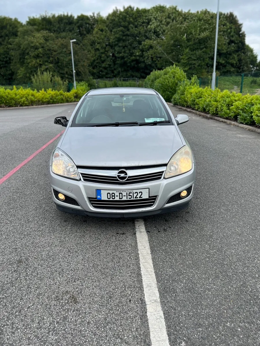 Opel Astra 1.4 petrol - Image 1