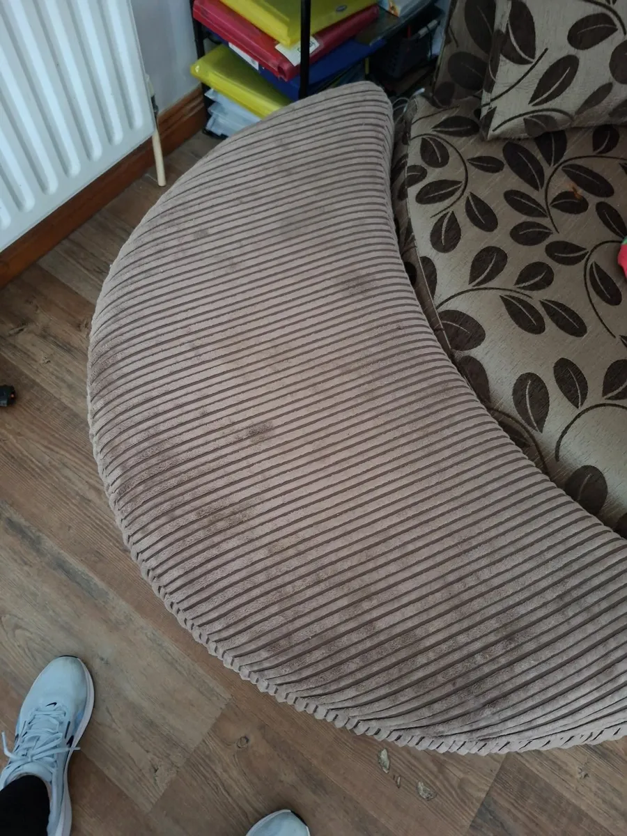 Swivel arm chair - Image 3
