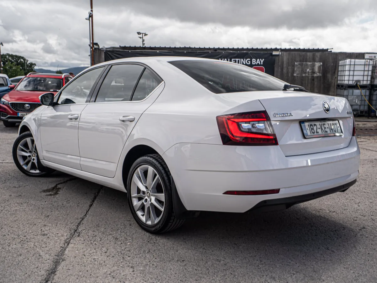 182 Octavia 1.6tdi/Carplay/Irish/1yr warranty - Image 2