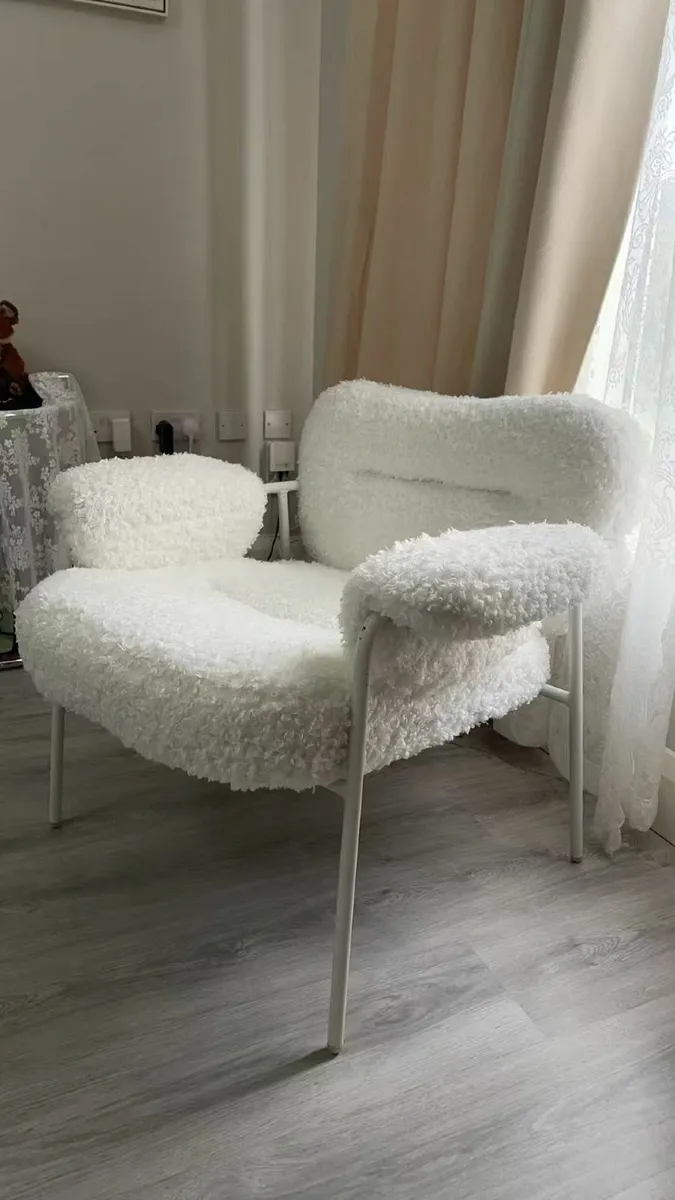 Living Room Set - Image 2