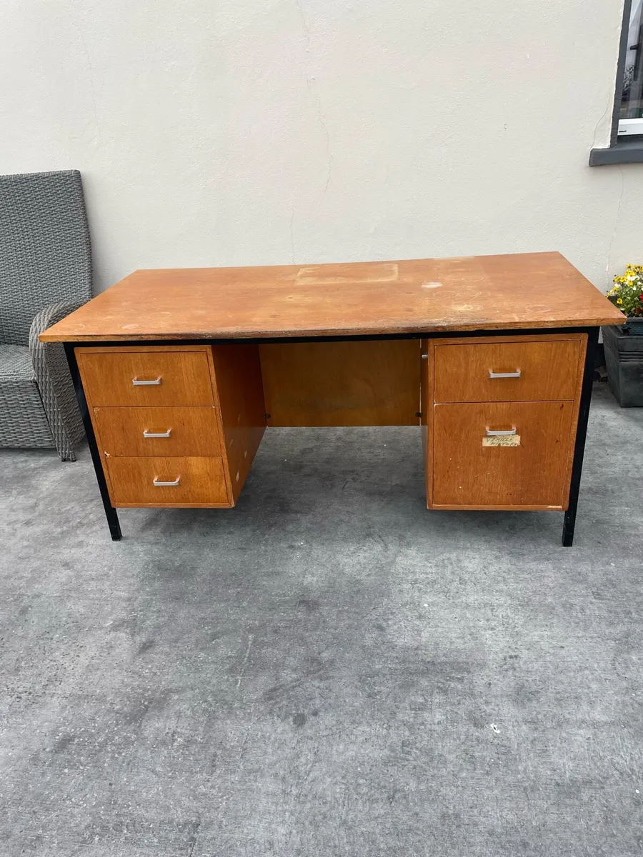 Desk - Image 1