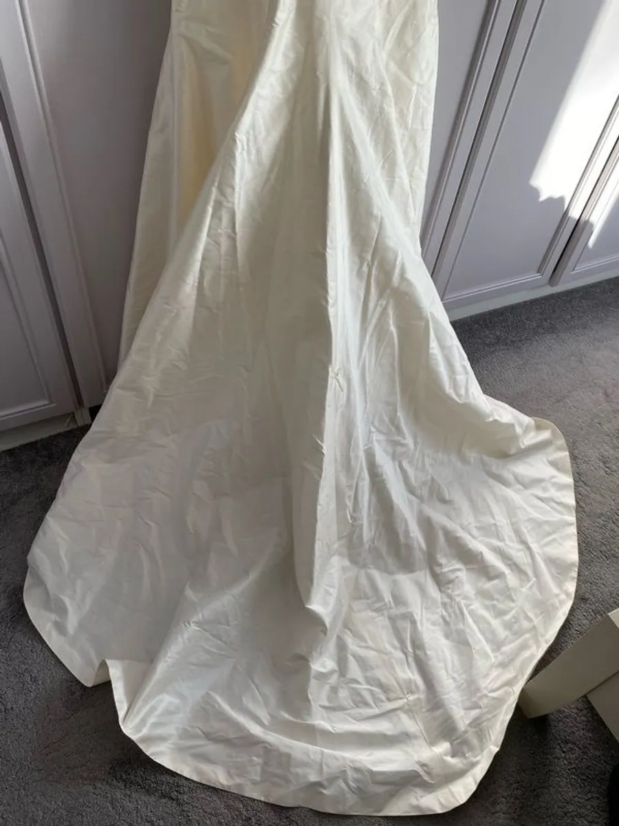 Wedding Dress - Image 4