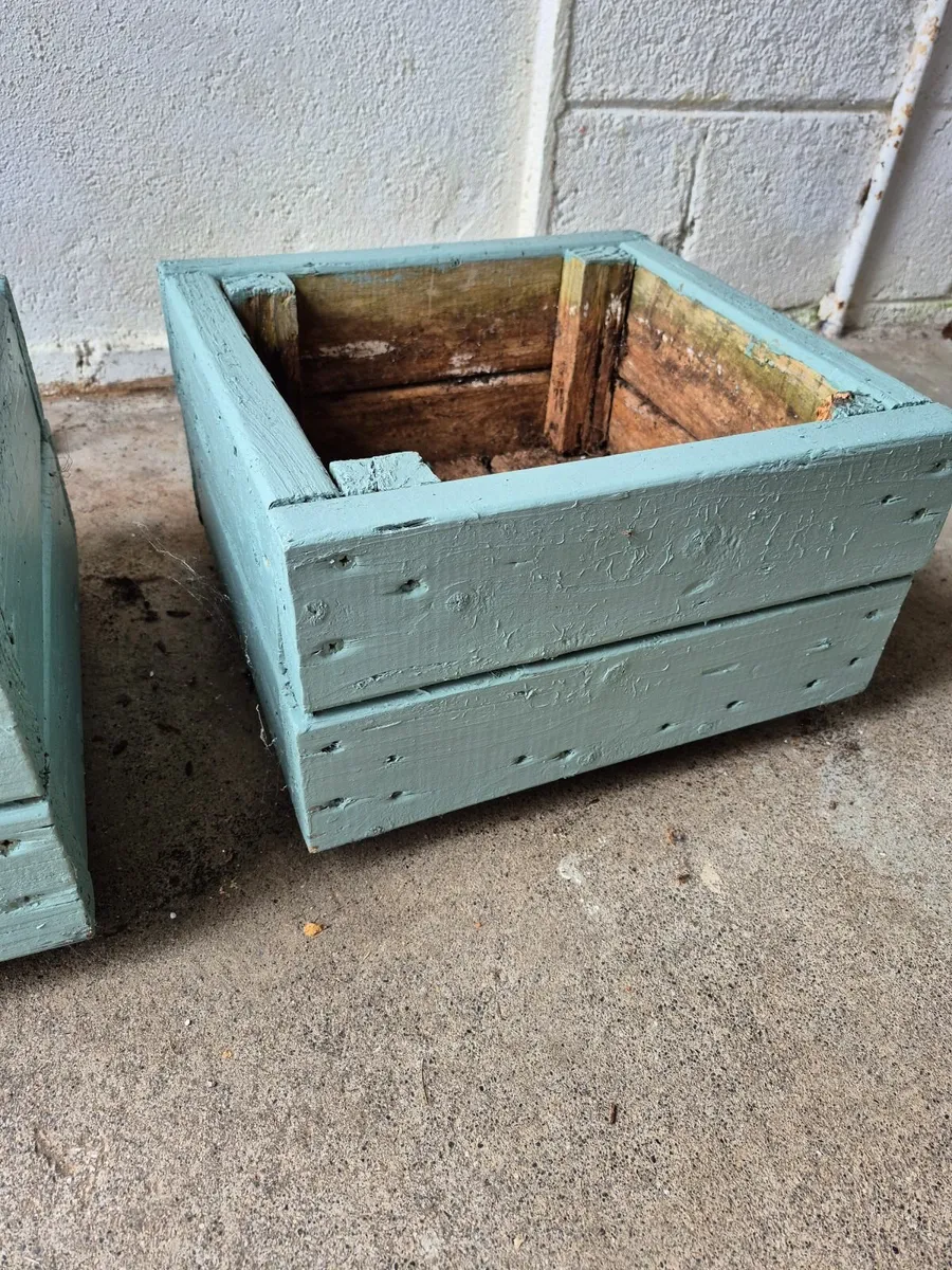 Wooden flower boxes - Image 4
