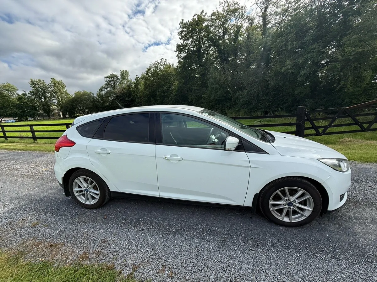 Ford Focus Style - Image 4