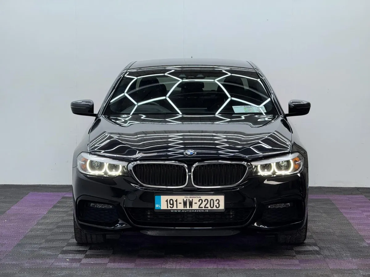 2019 BMW 5-Series 530E, High Spec - Image 2