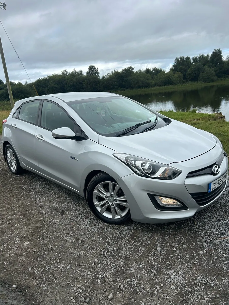 2013 Hyundai i30 DSL 14 month nct - Image 1