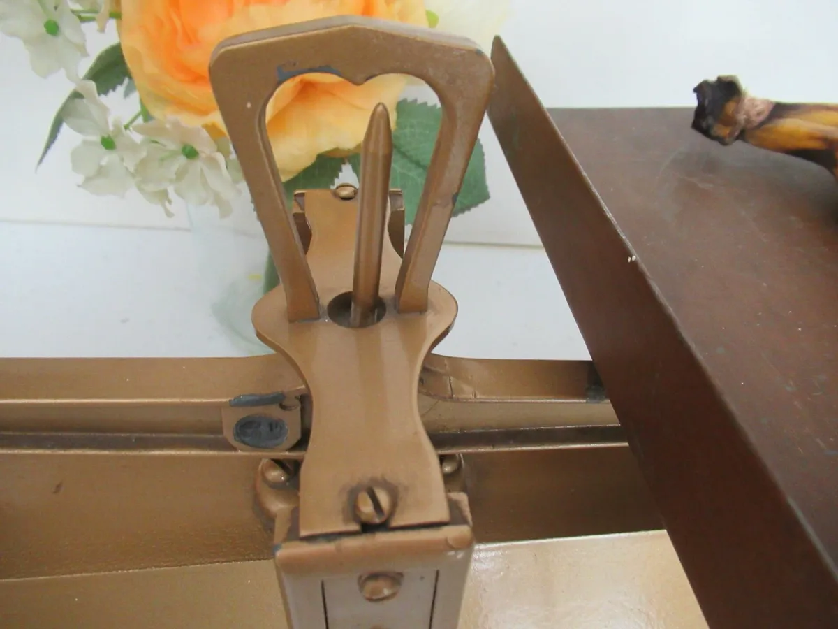 Antique weighing scales Cottage kitchen   Vintage - Image 2