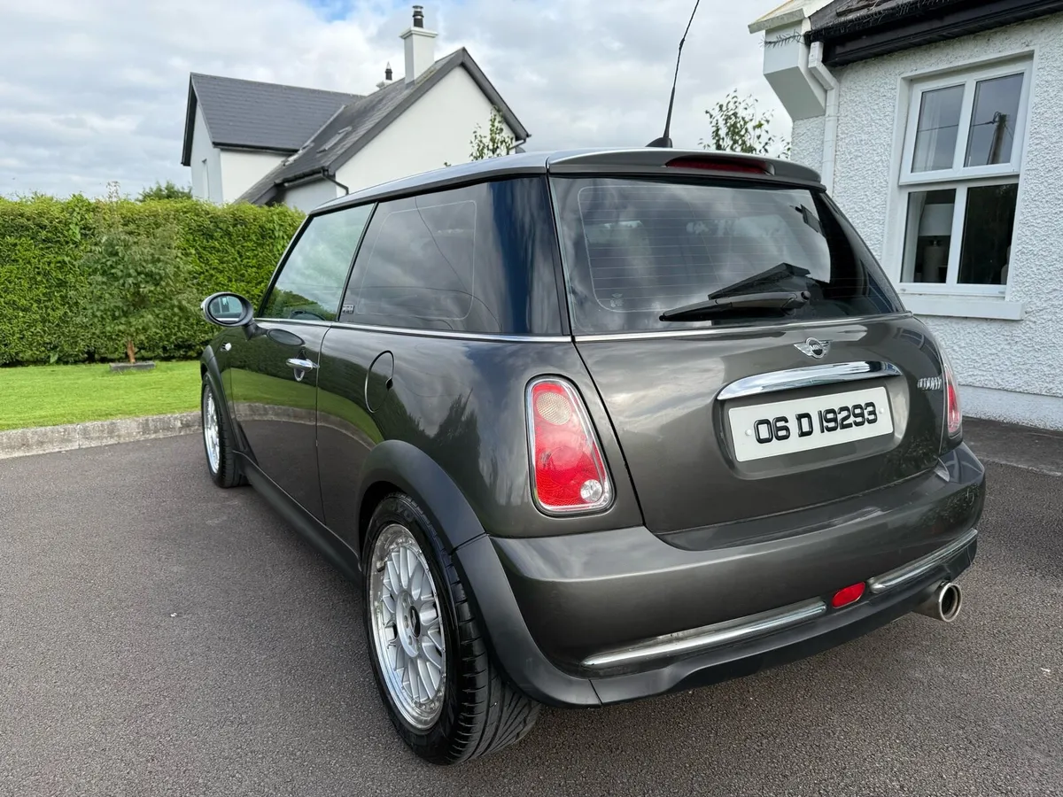 Mini Cooper park lane - Image 4