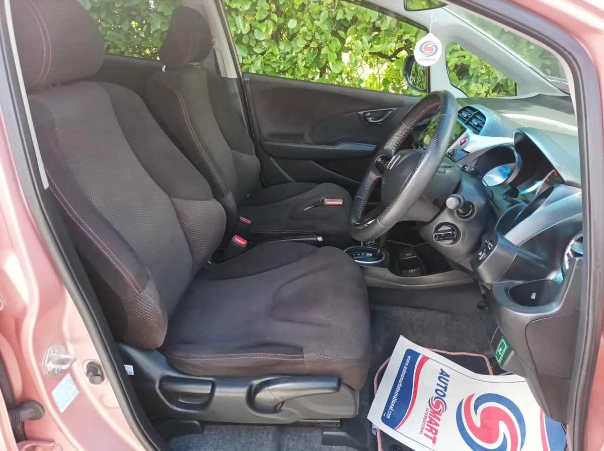 Honda Jazz 1.3 Petrol Automatic 2013 - Image 3