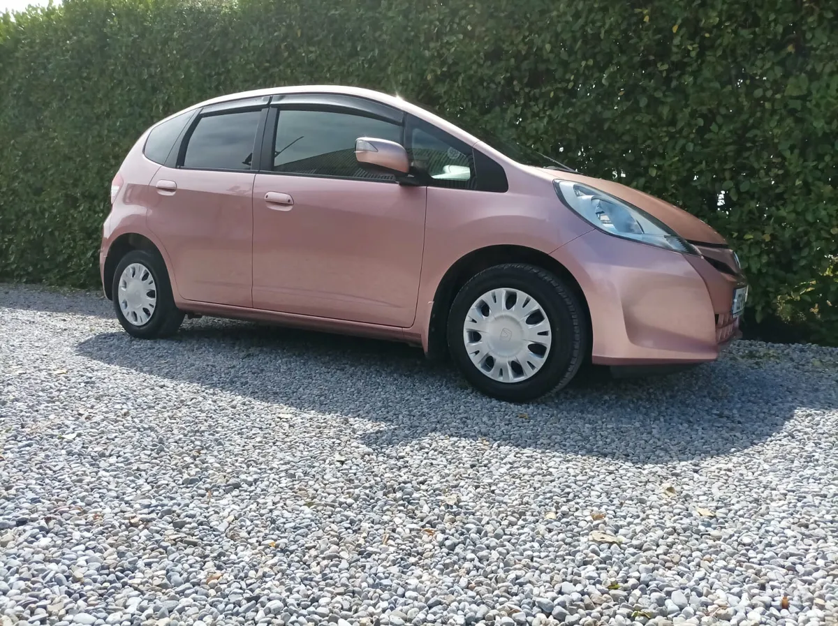 Honda Jazz 1.3 Petrol Automatic 2013 - Image 1