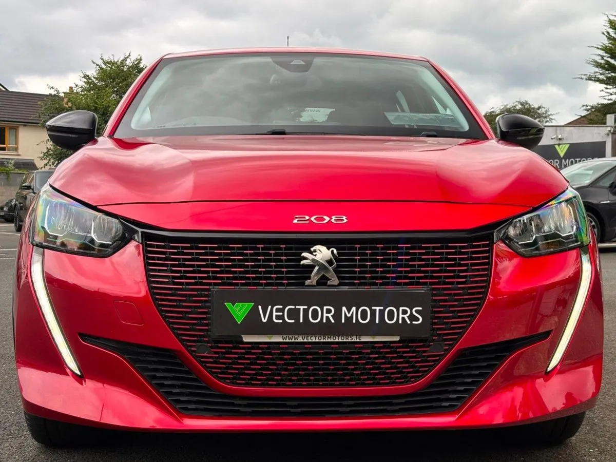 Peugeot 208 Allure Premium Ev - Image 3